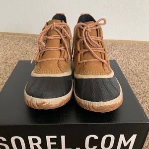 Sorel duck boots